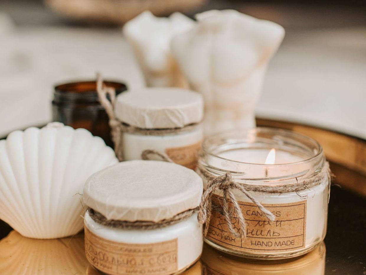 αρωματικά κεριά-υφάσματα-μαγειρικά σκεύη-και-καθαριστικά-που-προκαλούν-καρκίνο-