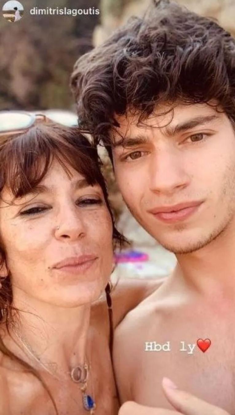 Μαύρο Ρόδο: Η φωτογραφία της Κασσιανής  με τον γιο της