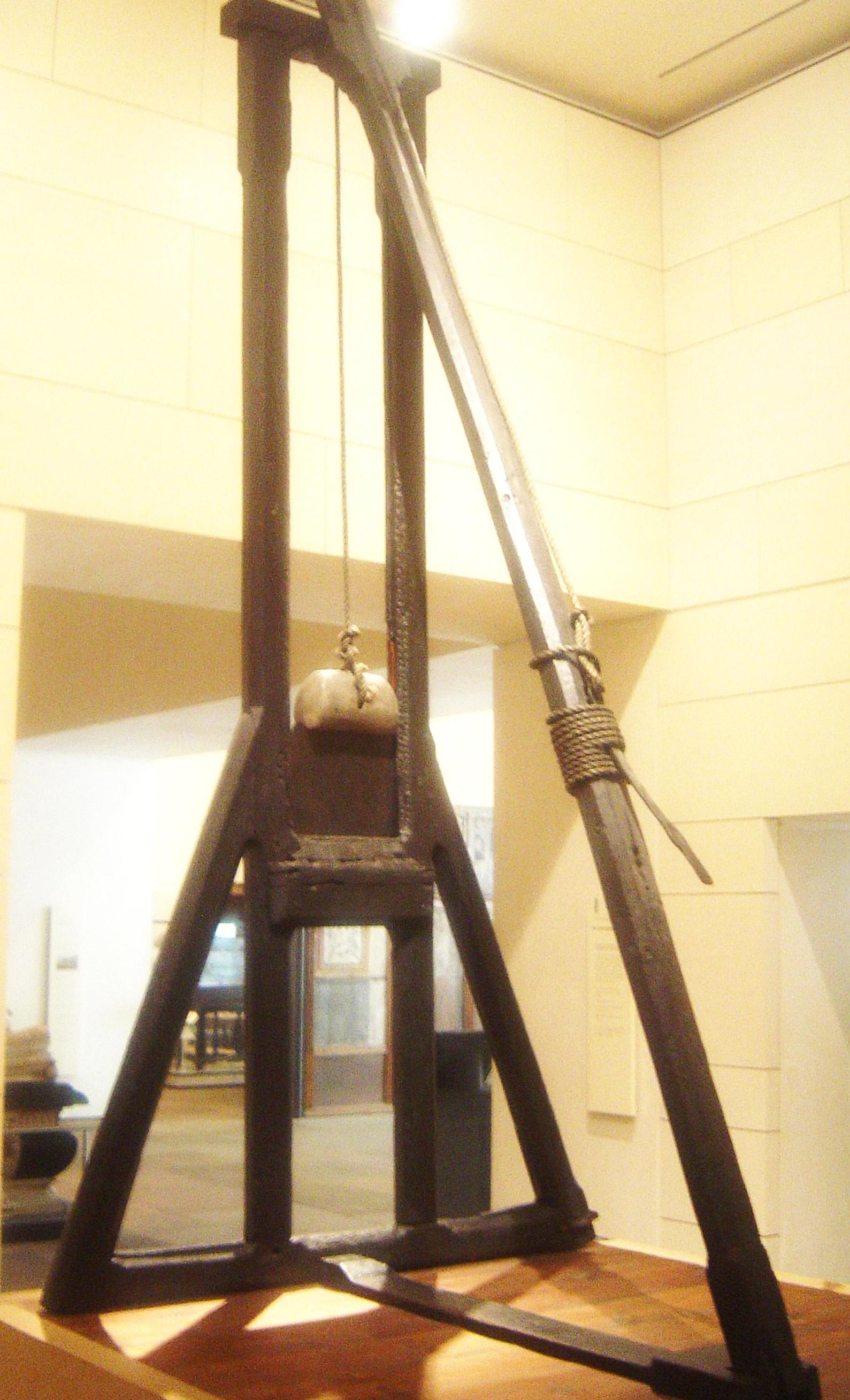 Χασάν Αρναούτ: Έλαβε χάρη για να σκοτώνει – Ο φυλακισμένος που έγινε δήμιος και εκτέλεσε τις περισσότερες θανατικές ποινές στην Ελλάδα 