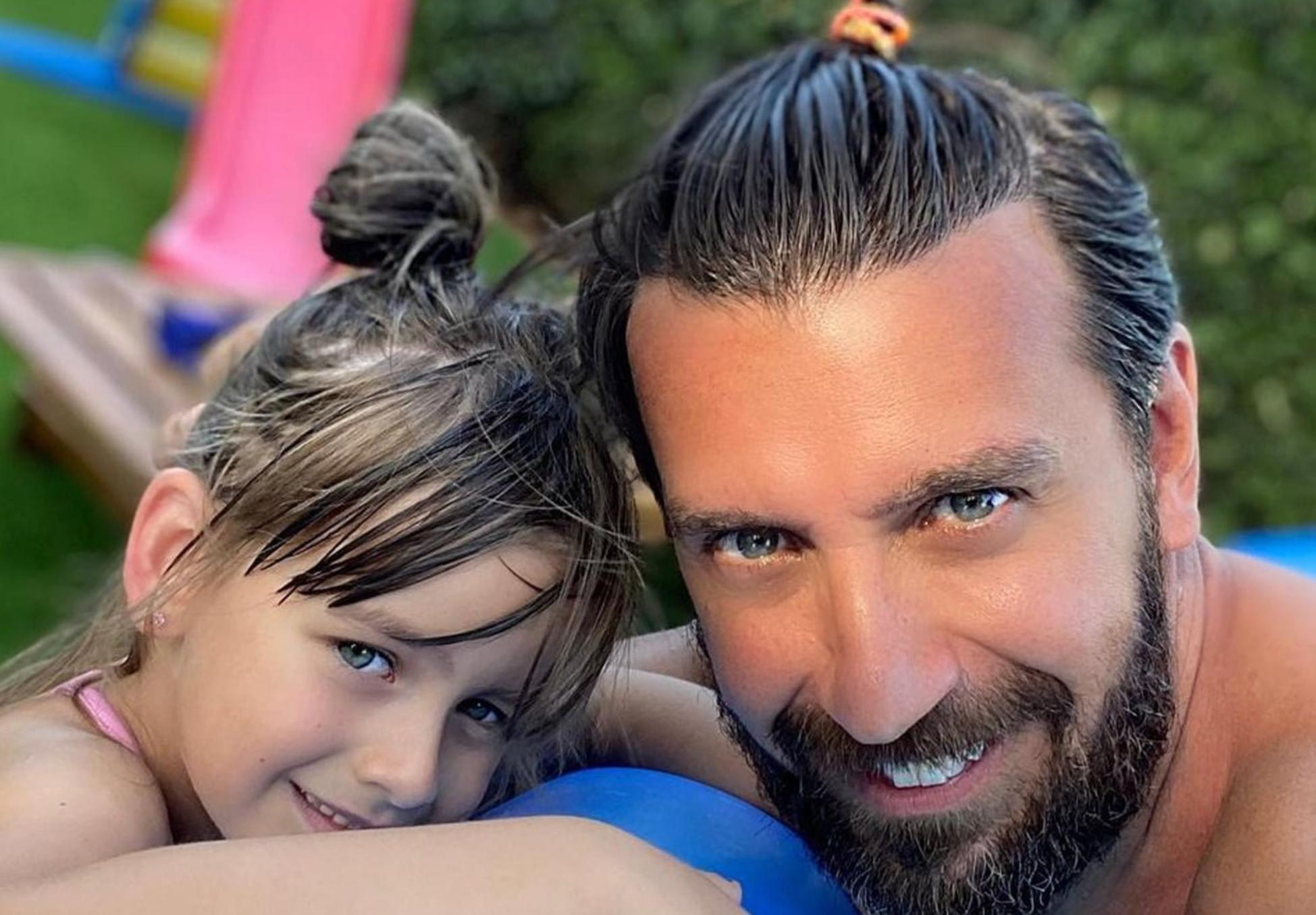 Θάνος Πετρέλης: Η κόρη του Ζένια πήρε το ταλέντο του – Τραγουδά και ρίχνει το Instagram