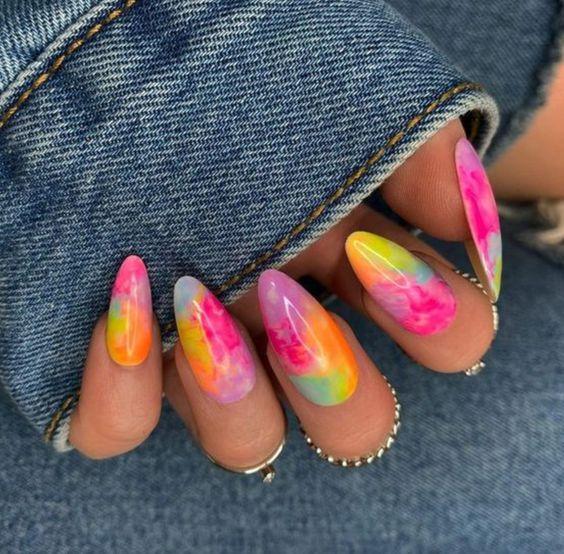 ιδέες-για-μανικιούρ-Ιούλιο 2023-