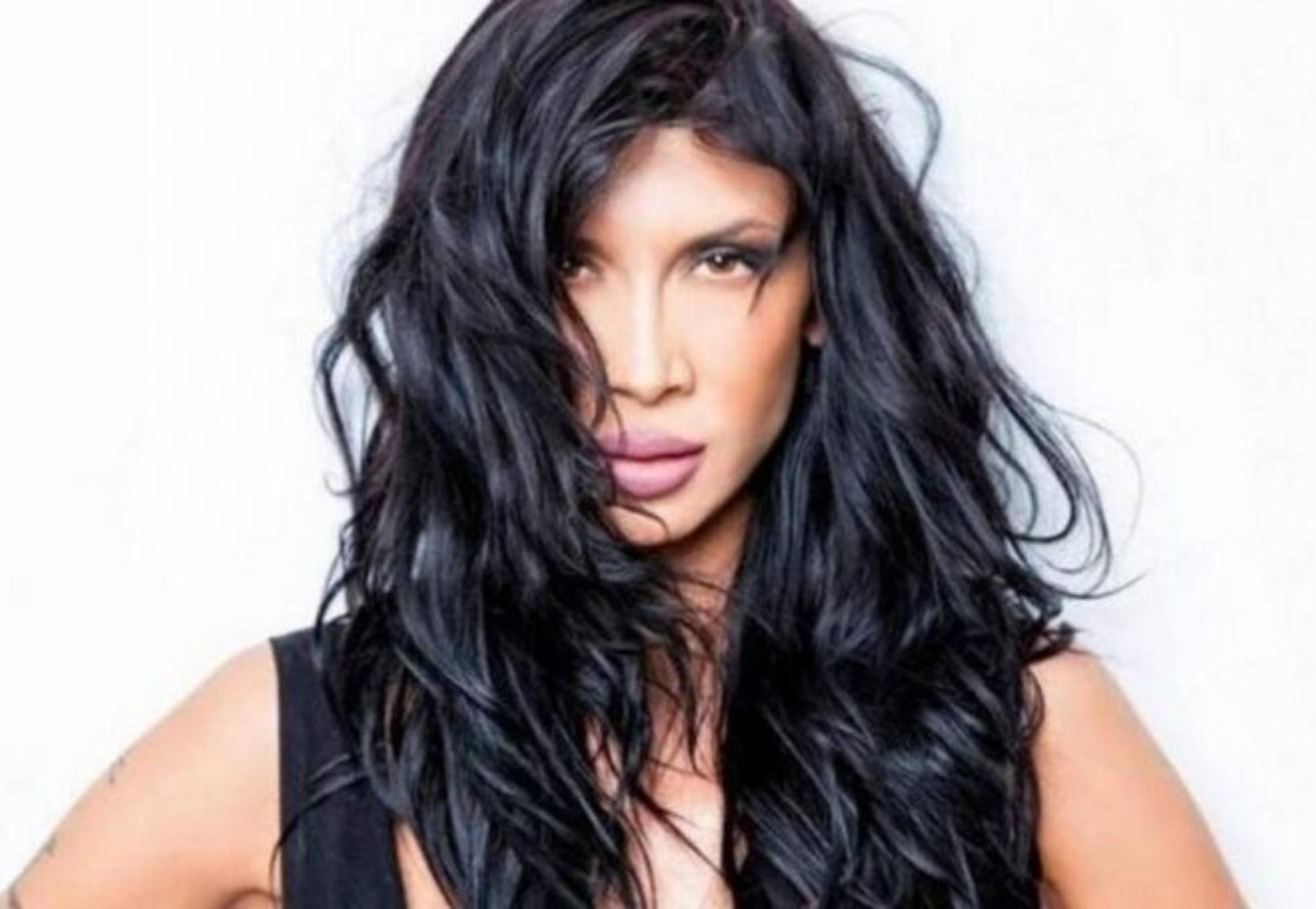 Πάολα: Γενέθλια για την τραγουδίστρια – Η τούρτα έκπληξη που της έκανε η κόρη της