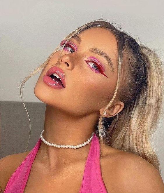 ιδέες-για-καλοκαιρινό μακιγιάζ-που-τονίζει-το-μαύρισμα-