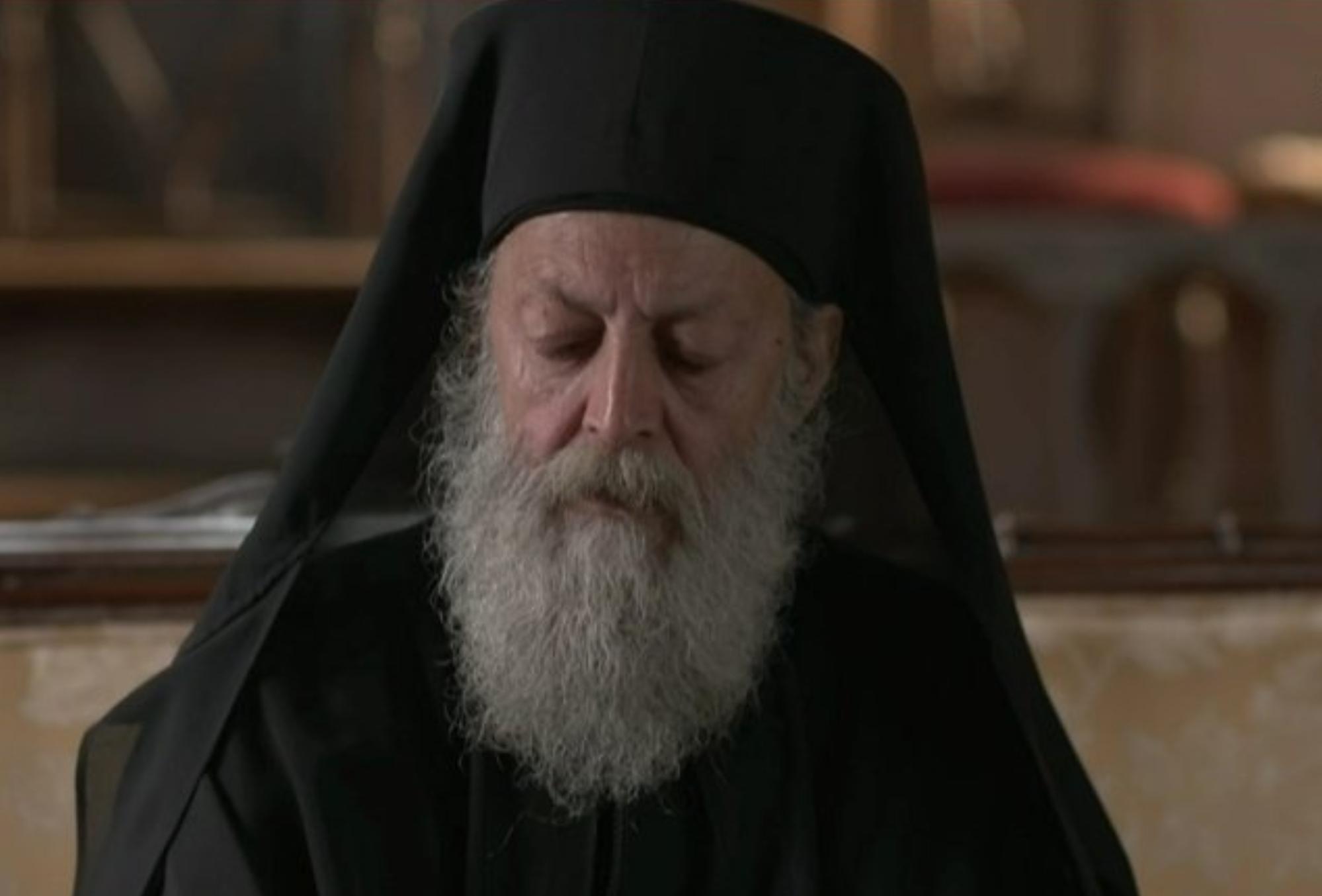 Μαύρο Ρόδο: Στο αστυνομικό τμήμα γίνεται χαμός με τον Μητροπολίτη