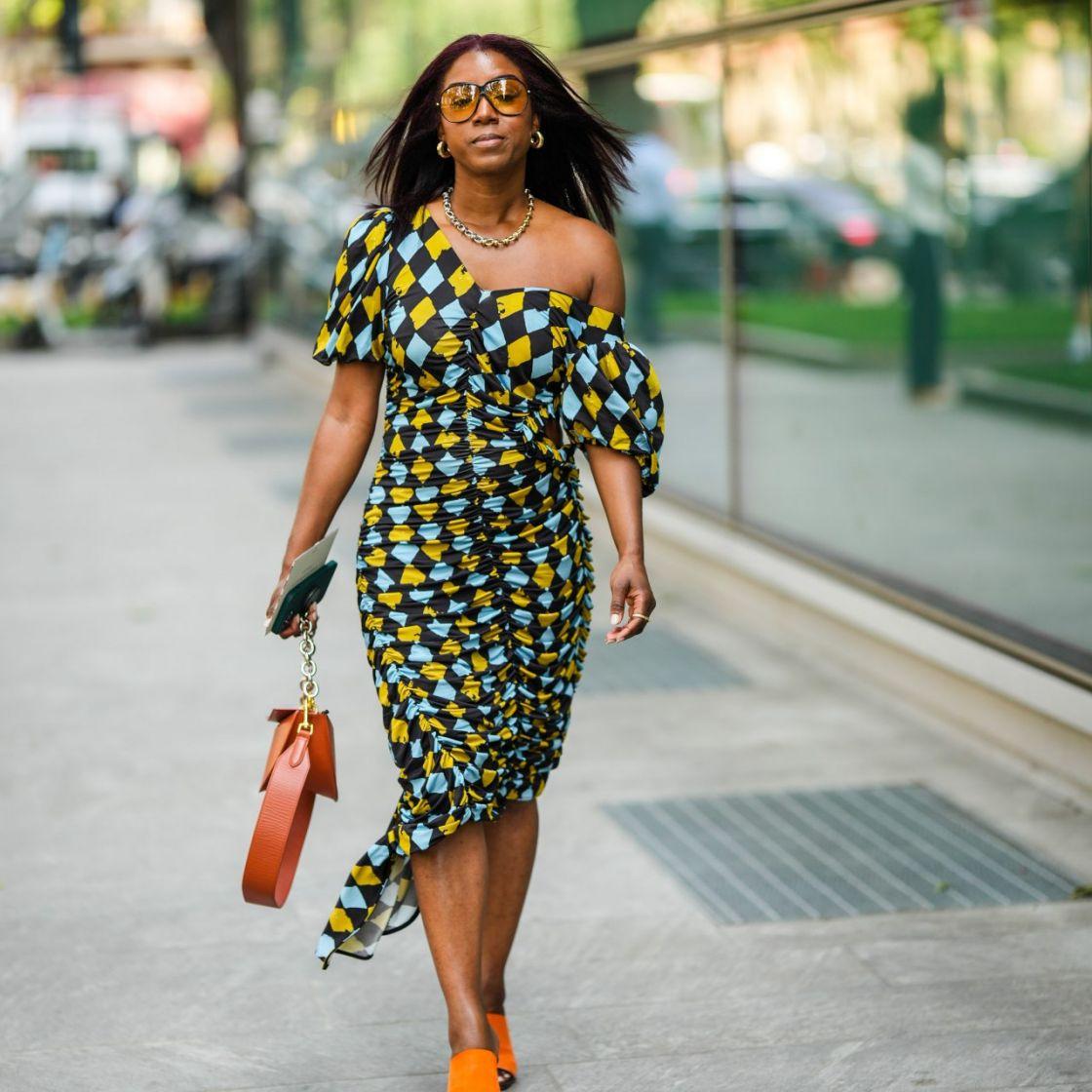 Δήμητρα Ματσούκα : Το μίνι εφαρμοστό φόρεμα που θέλεις να έχεις στην γκαρνταρόμπα σου