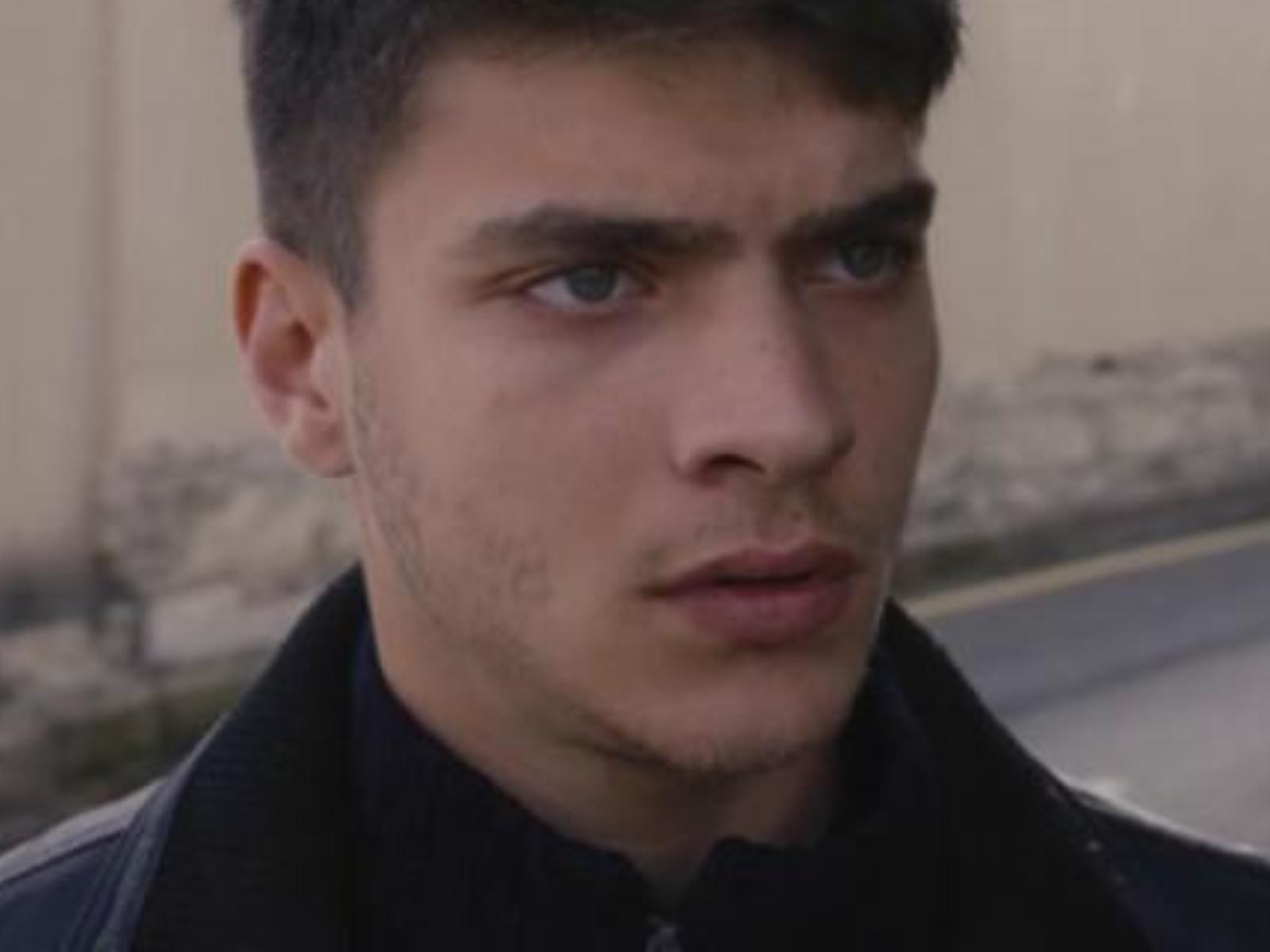 Η Γη της Ελιάς-Φίλιππος- Η Γη της Ελιάς-Φίλιππος-