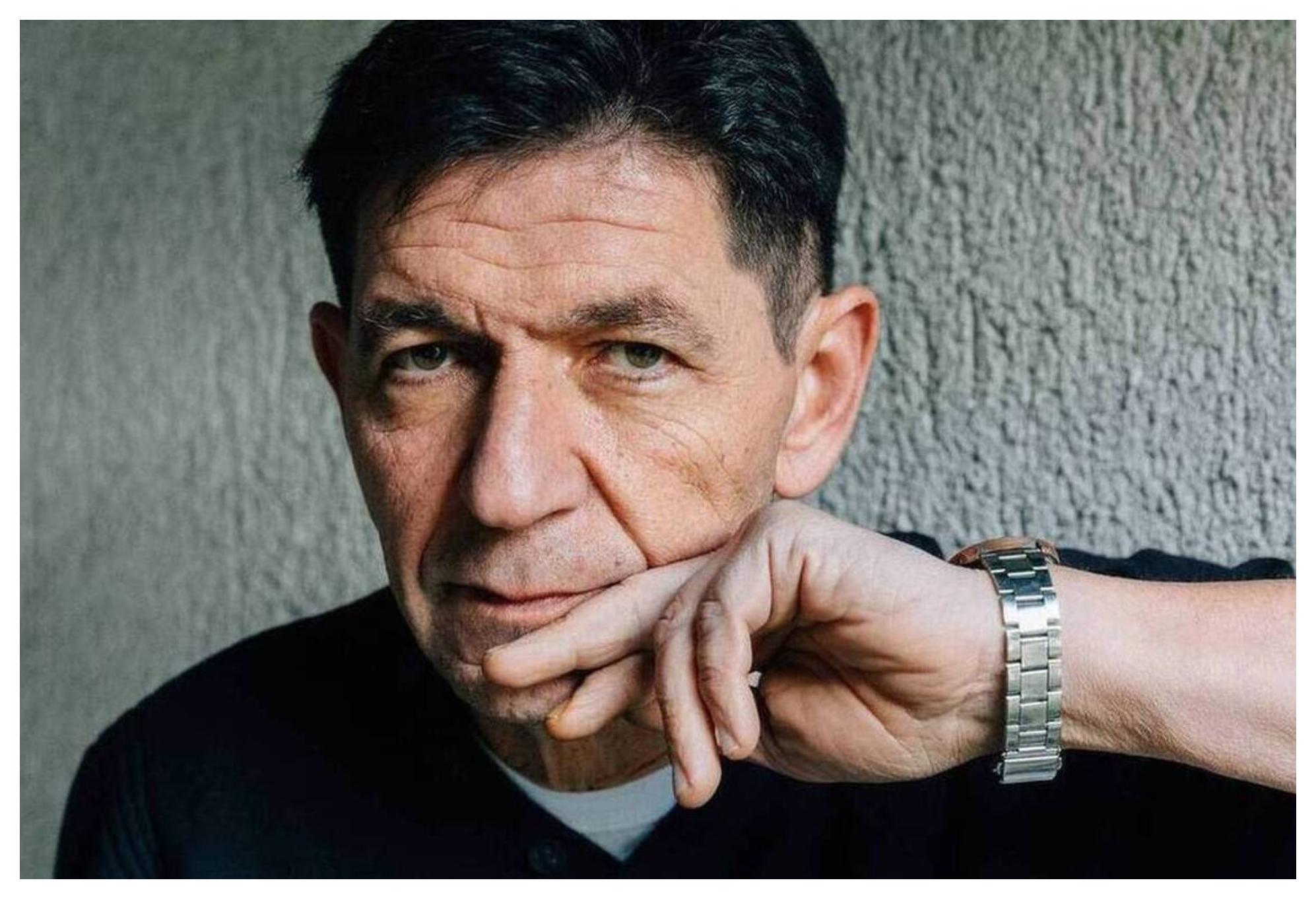 To Ναυάγιο: Ένα κουβάρι με αγκαθωτά νήματα ξετυλίγεται