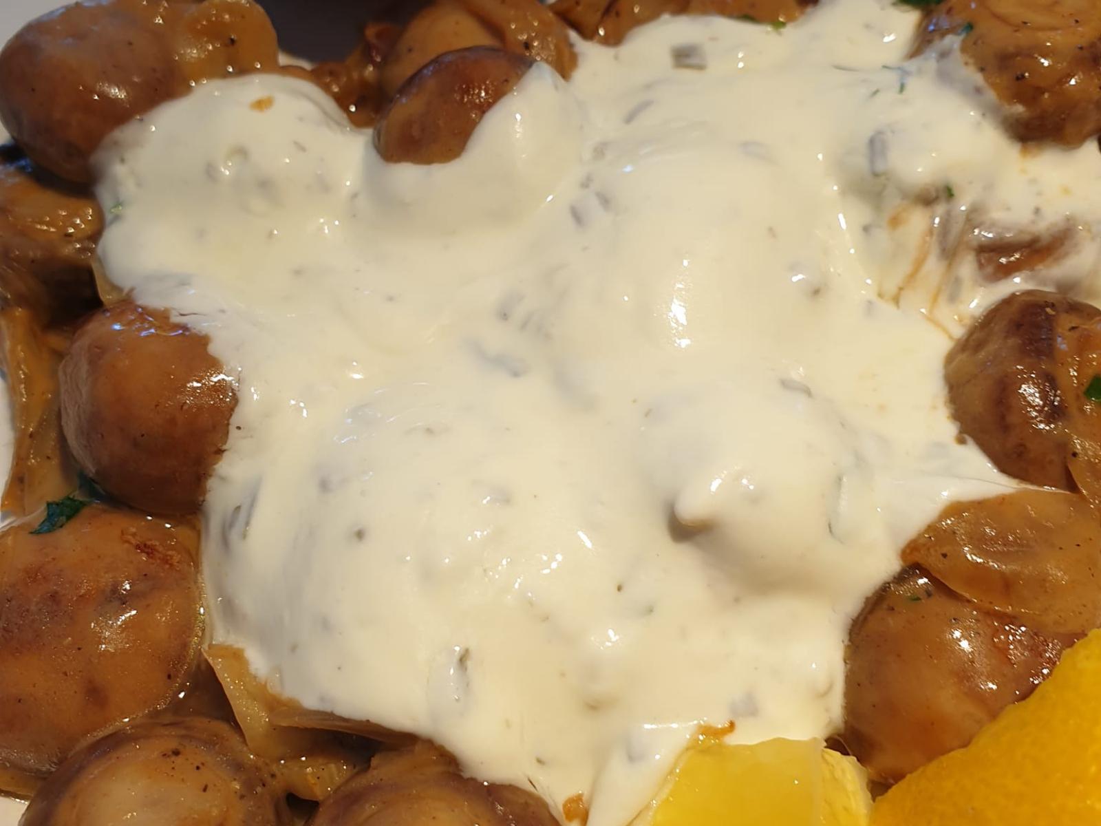 μανιτάρια-σκορδάτα-με-κρέμα γάλακτος-συνταγή- μανιτάρια-σκορδάτα-με-κρέμα γάλακτος-συνταγή-