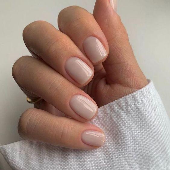 ιδέες-για-nude-μανικιούρ-Καλοκαίρι 2023- ιδέες-για-nude-μανικιούρ-Καλοκαίρι 2023-