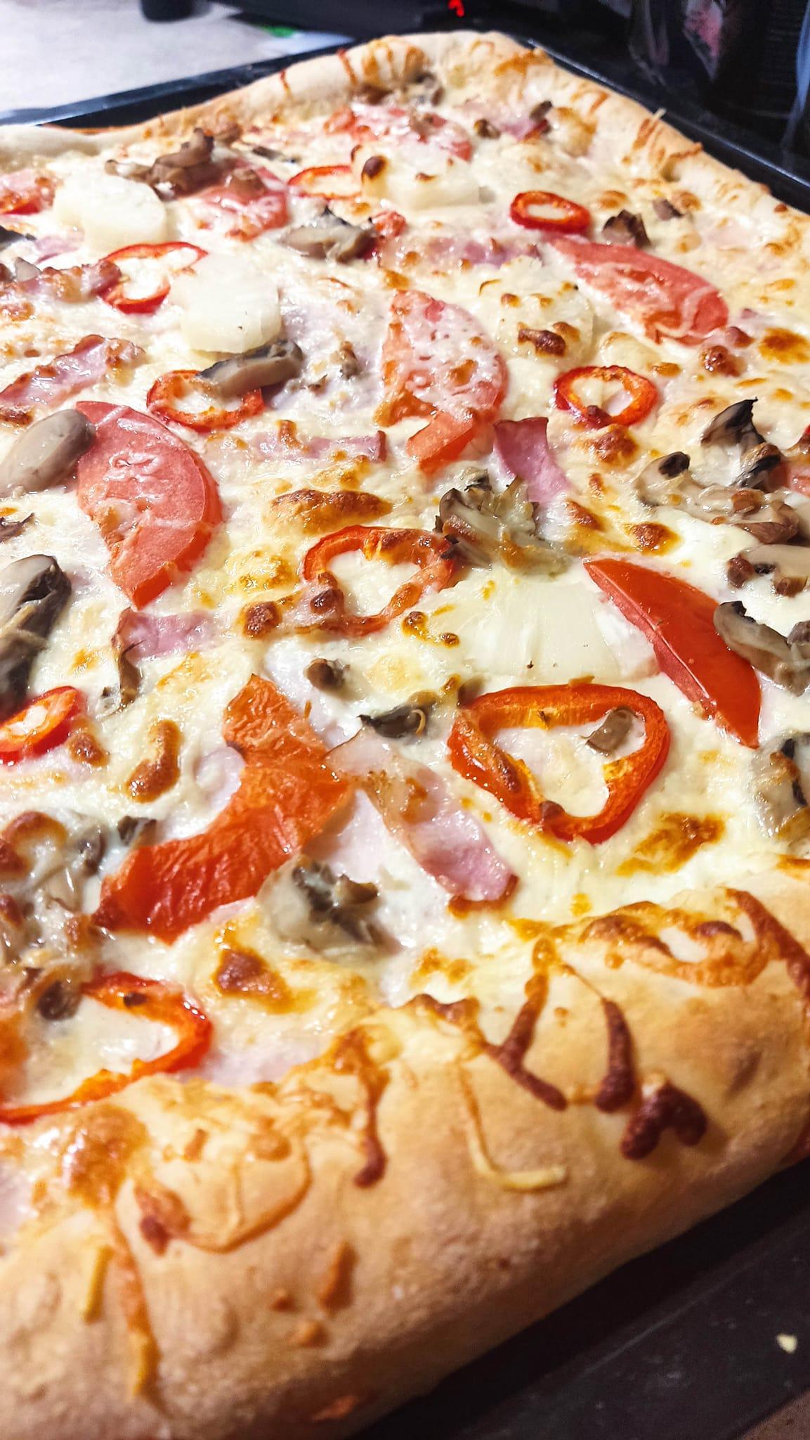 ζυμάρι-για-πίτσα-συνταγή- ζυμάρι-για-πίτσα-συνταγή-