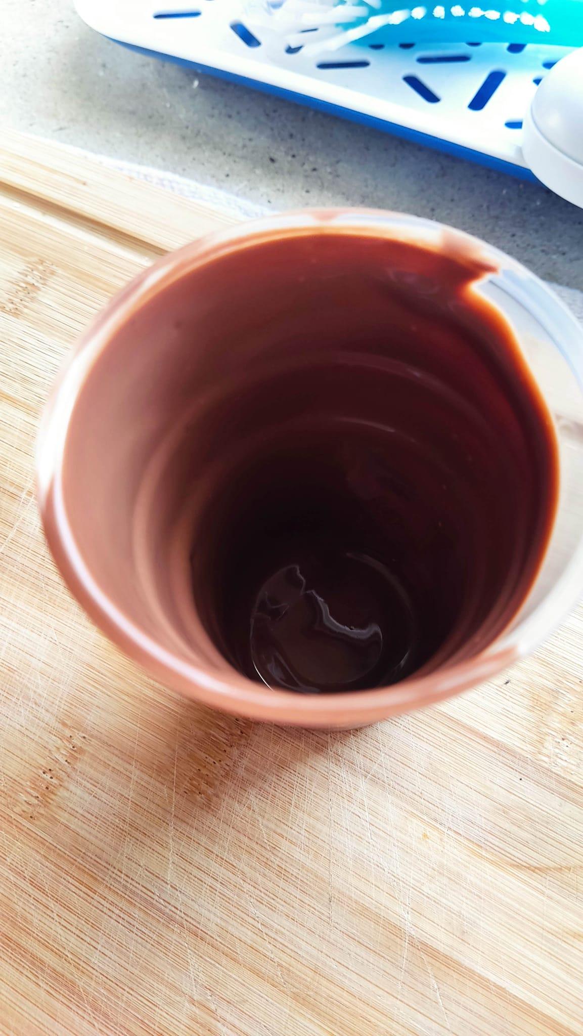 παγωτό-με-σοκολάτα-που-σπάει-συνταγή-