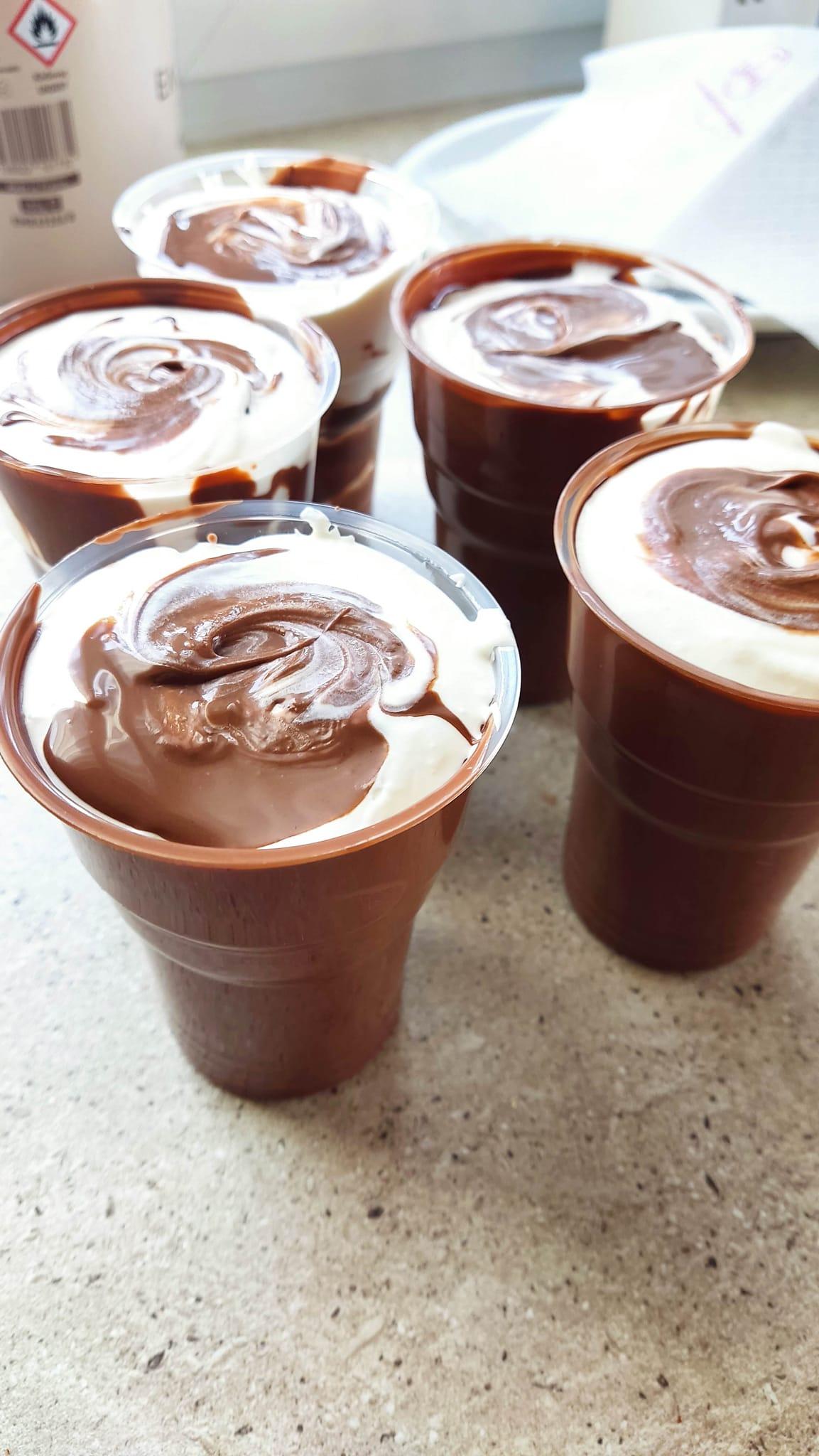 παγωτό-με-σοκολάτα-που-σπάει-συνταγή-