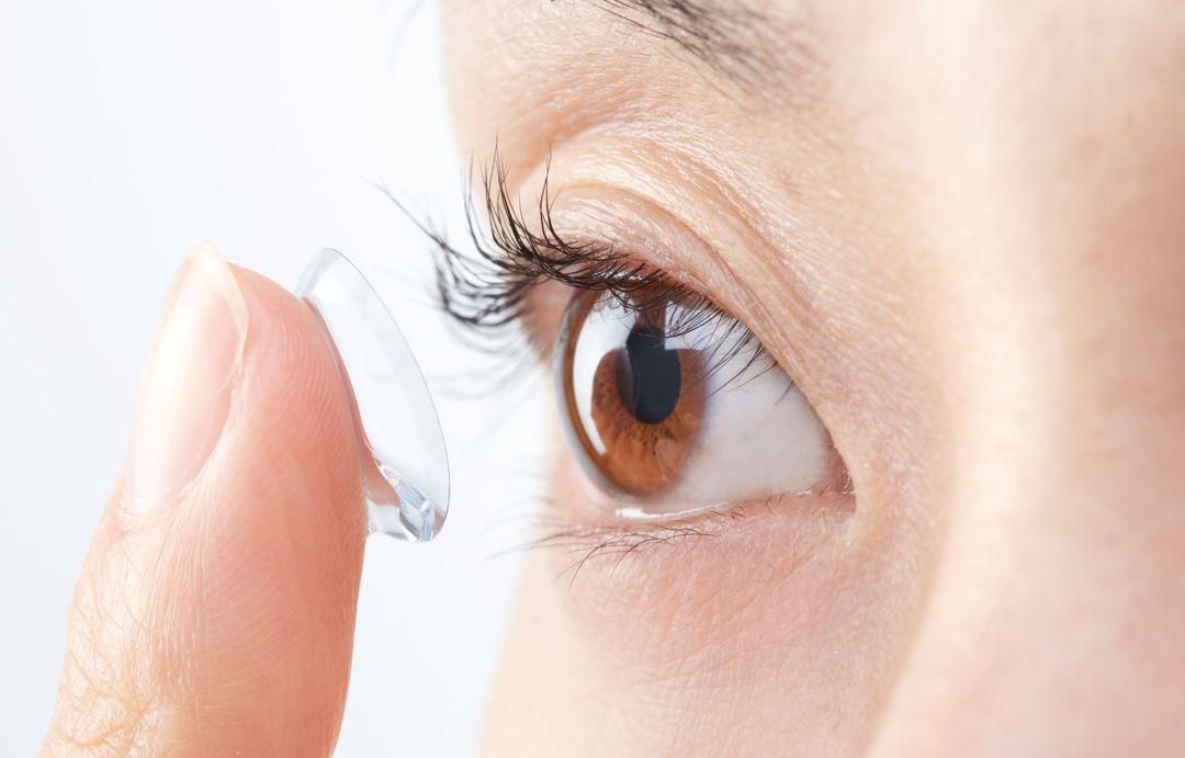 πως-να-βρούμε-τους-φακούς επαφής-πως-καταλαβαίνουμε-ότι-τους-φοράμε- πως-να-βρούμε-τους-φακούς επαφής-πως-καταλαβαίνουμε-ότι-τους-φοράμε-