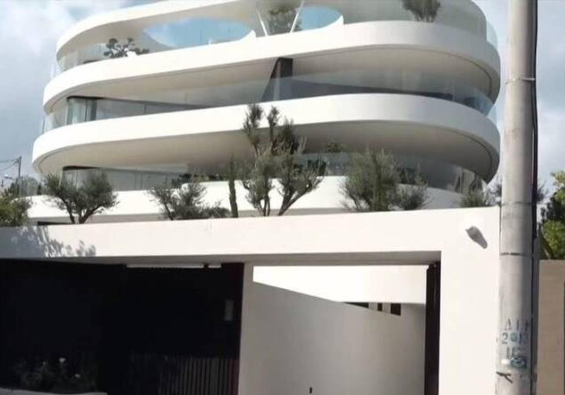 Γιάννης Αντετοκούνμπο: Δείτε την απίστευτη βίλα του στο Ψυχικό