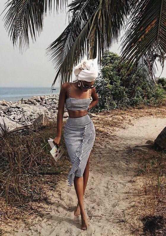 μαντήλι-στα-μαλλιά-με-μάξι φούστα-και-τοπ-ιδέες-