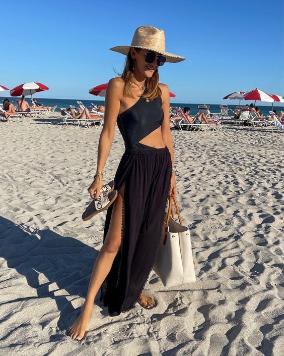 ιδέες-για-καλοκαιρινό-ντύσιμο-στις-διακοπές-Καλοκαίρι 2023-