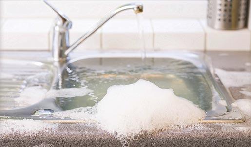 λάθος-που-κάνουμε-και-βουλώνει-ο-νεροχύτης-