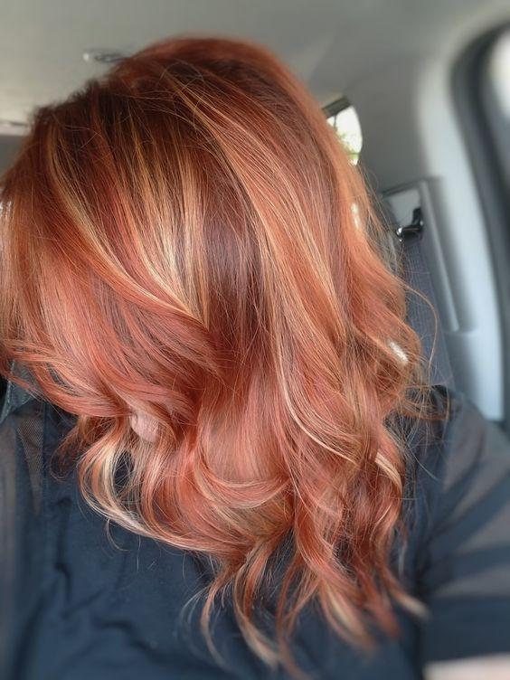 ιδέες-για-highlights-στα-μαλλιά-Καλοκαίρι 2023-