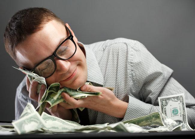 ο-άντρας-μου-είναι-τσιγκούνης-και-δεν-μου-παίρνει-αμάξι- ο-άντρας-μου-είναι-τσιγκούνης-και-δεν-μου-παίρνει-αμάξι-