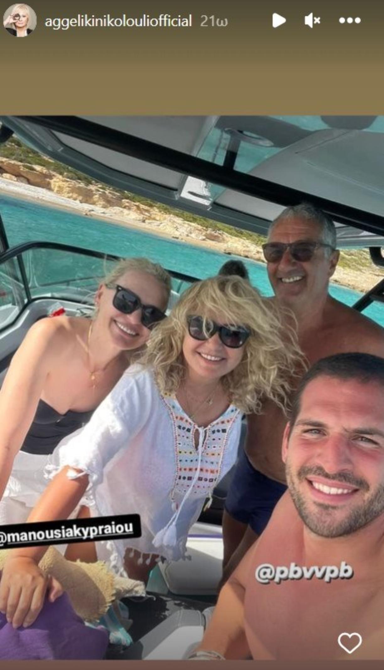 Αγγελική Νικολούλη: Διακοπές σε σκάφος με καλή παρέα με καλούς της φίλους