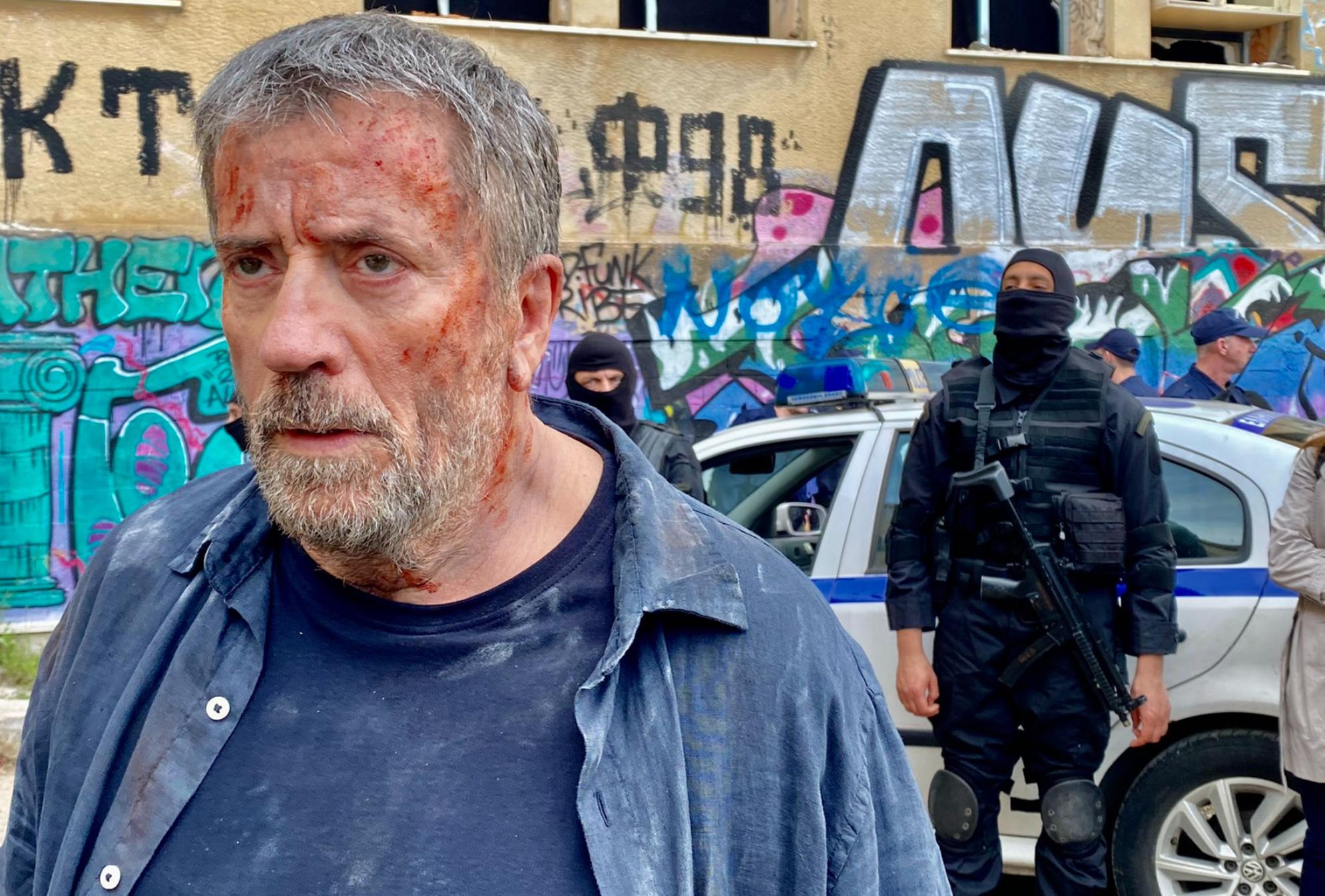Κάνε ότι κοιμάσαι: Το νέο τρέιλερ της σειράς που τους αφήνει όλους με το στόμα ανοιχτό 5 Κάνε ότι κοιμάσαι: Έρωτες φόνοι και κρυμμένα μυστικά έρχονται στην Β΄ σεζόν