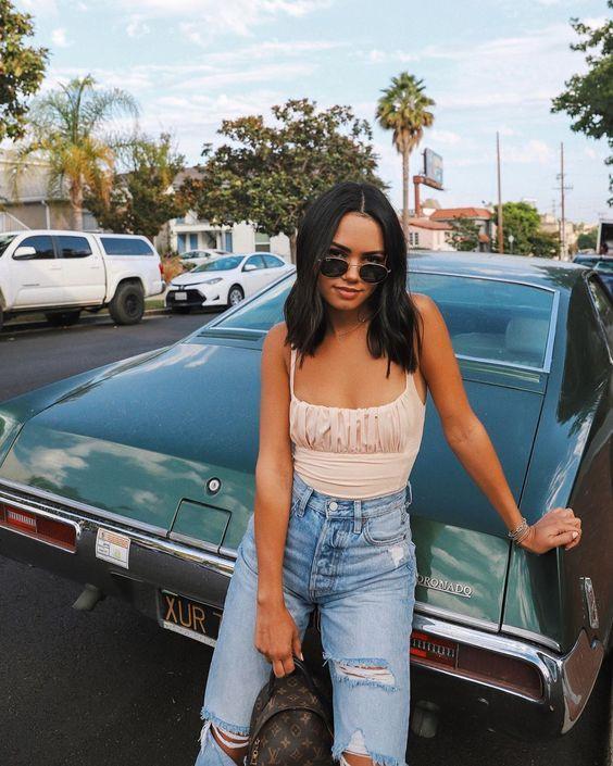 γυαλιά-ηλίου-με-λεπτό σκελετό-και-μαύρους φακούς-ιδέες-