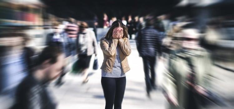 Αγκαλιά της πεταλούδας: Τί είναι και γιατί μας ηρεμεί από το άγχος και το στρες