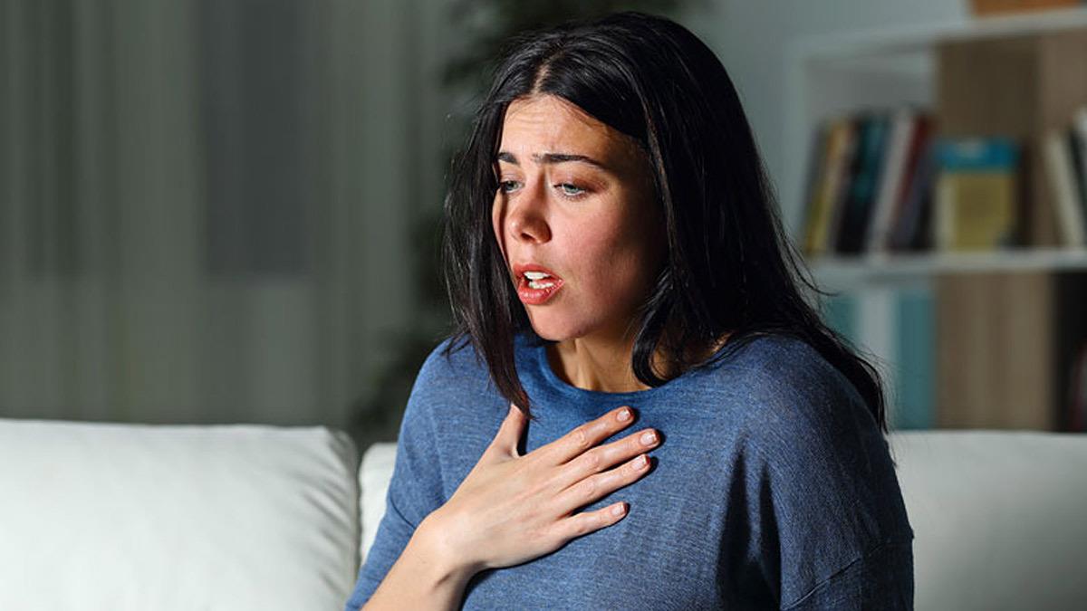 αγκαλιά-της-πεταλούδας-για-να-απαλλαγείται-από-το-άγχος-