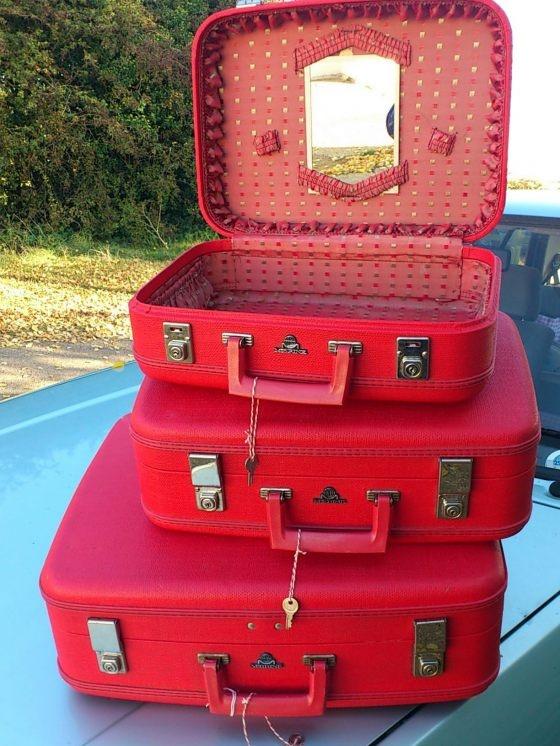 πως-να-καθαρίσετε-την-βαλίτσα-σας-μέσα-έξω-