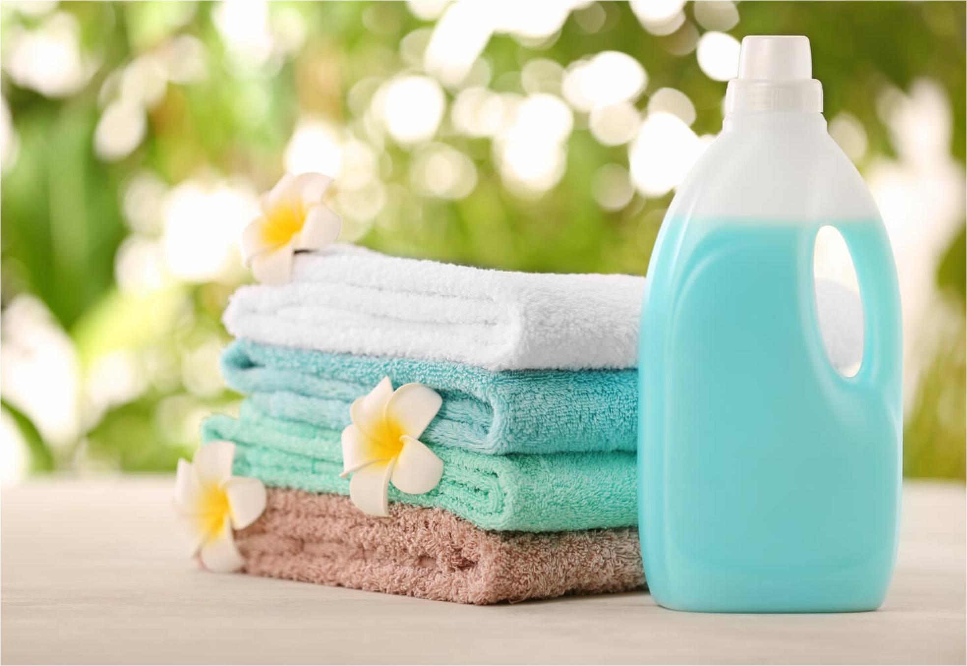 Μαλακτικό ρούχων: Οι κίνδυνοι από τη χρήση του και η συνταγή για σπιτικό μαλακτικό