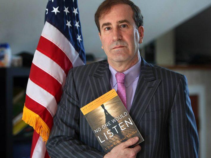 Μόνο ένας το είχε καταλάβει: Ο Έλληνας που ξεσκέπασε το μεγαλύτερο σκάνδαλο πυραμίδας στην ιστορία