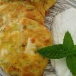 μπιφτέκια-από-κολοκύθι-με-φέτα-συνταγή-