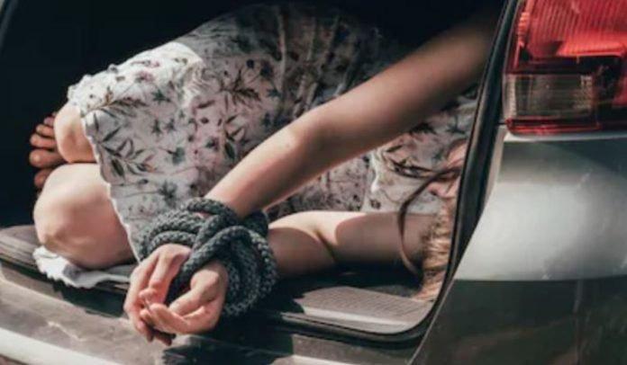 Βόλος: Ρομά απήγαγε 15χρονη καθώς χάλασε το προξενιό