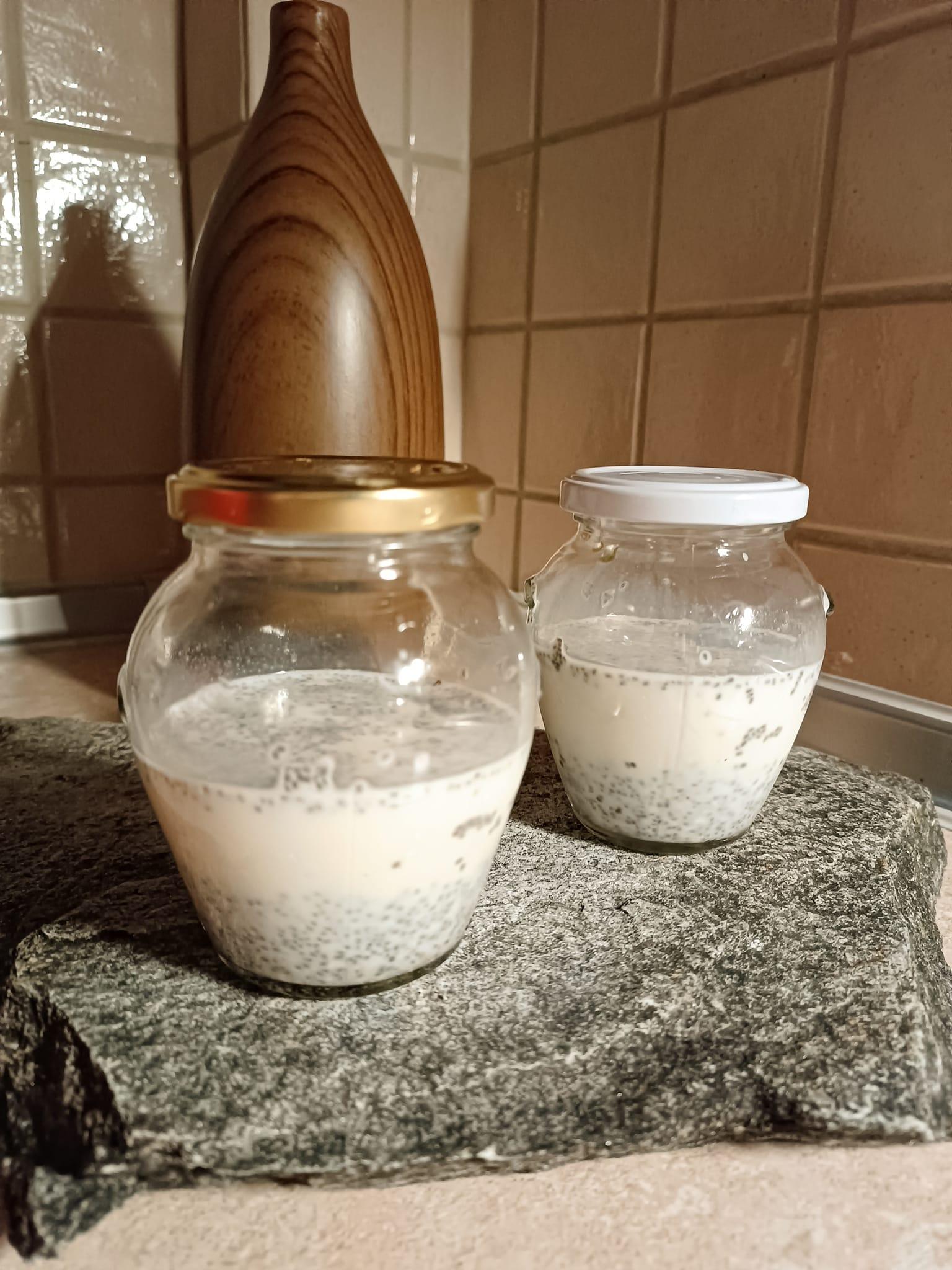 Overnight oats-με-βρώμη-και-φρούτα-συνταγή- Overnight oats-με-βρώμη-και-φρούτα-συνταγή-