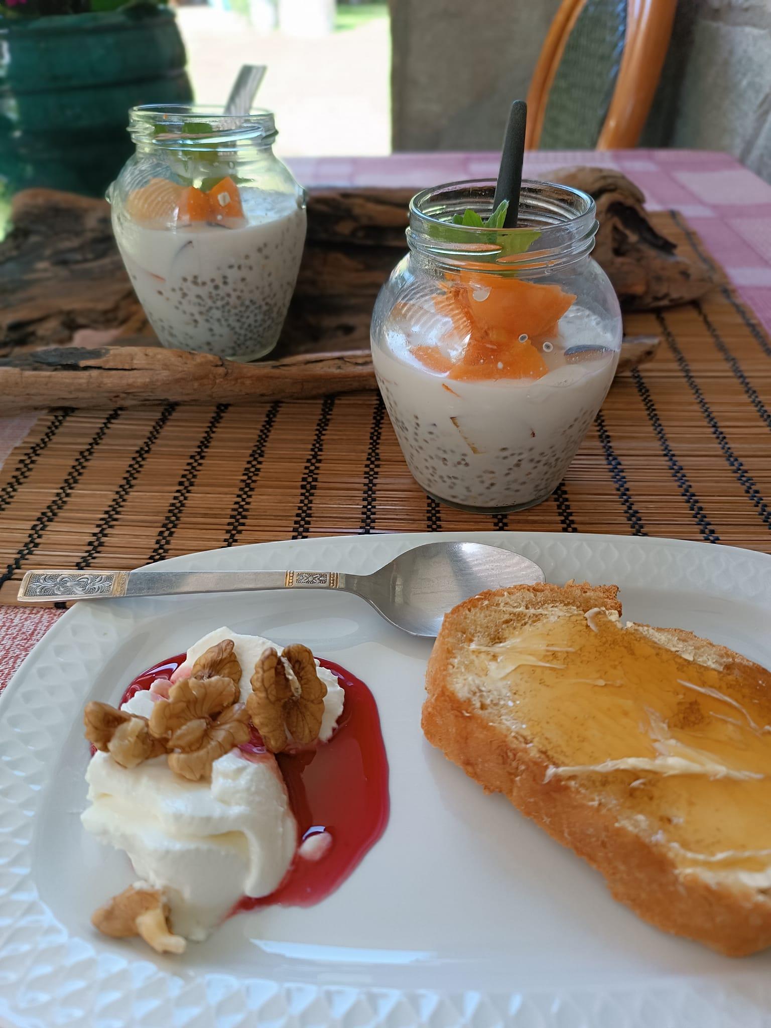 Overnight oats-με-βρώμη-και-φρούτα-συνταγή- Overnight oats-με-βρώμη-και-φρούτα-συνταγή-