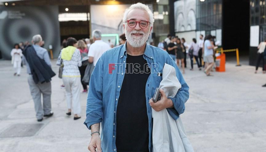 Θυμάστε τον Βασίλη από το Τσιπουράδικο του 50 -50; Έτσι είναι σήμερα