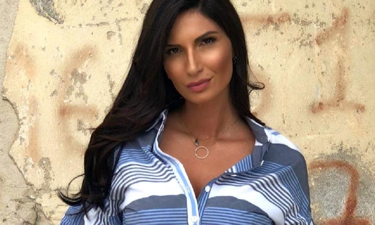 Σοφία Αλατζά : Έγκυος παρουσιάστρια του Mega – Η φωτογραφία με φουσκωμένη κοιλίτσα