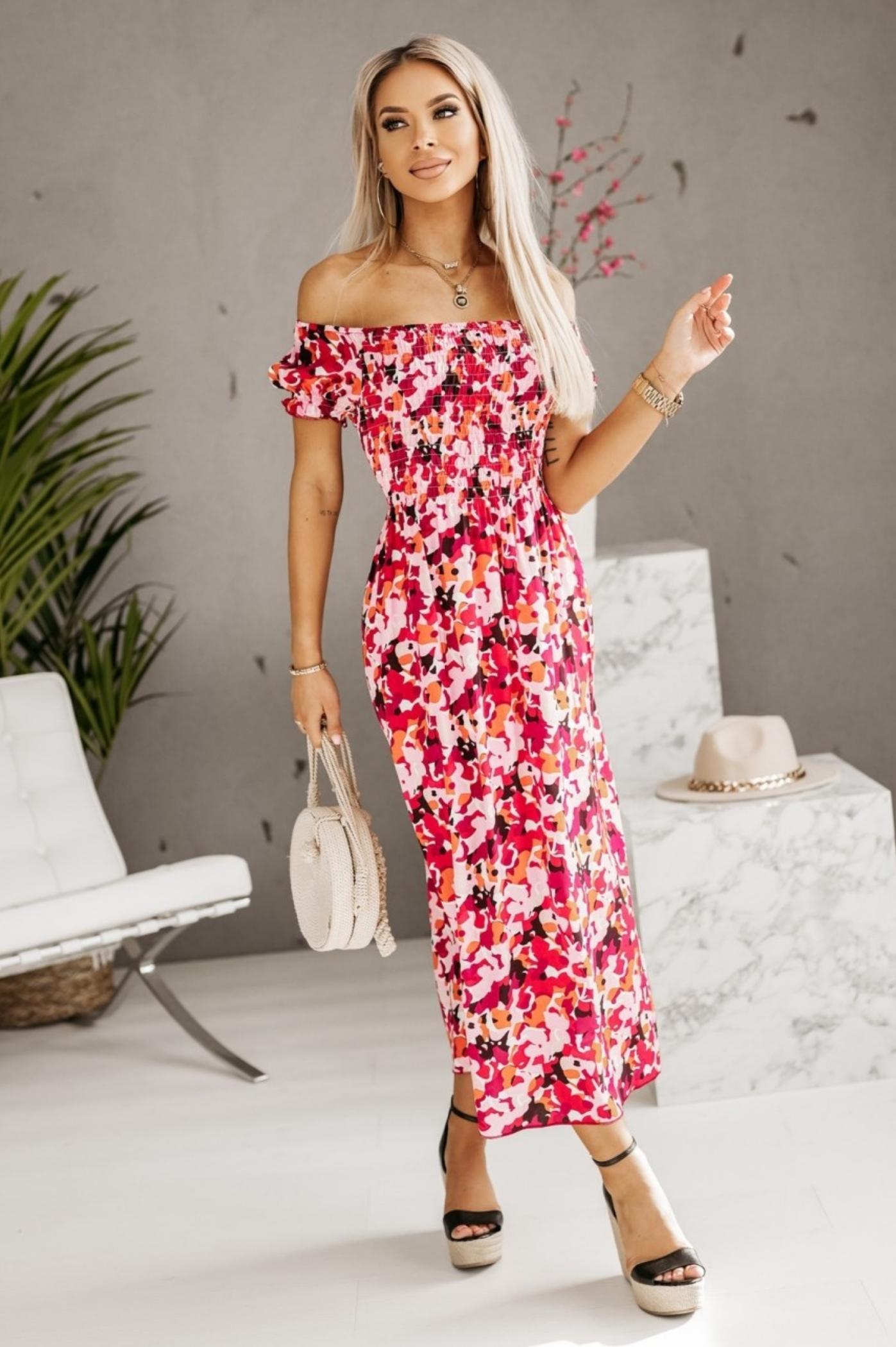 Δήμητρα Ματσούκα : Το μίνι εφαρμοστό φόρεμα που θέλεις να έχεις στην γκαρνταρόμπα σου