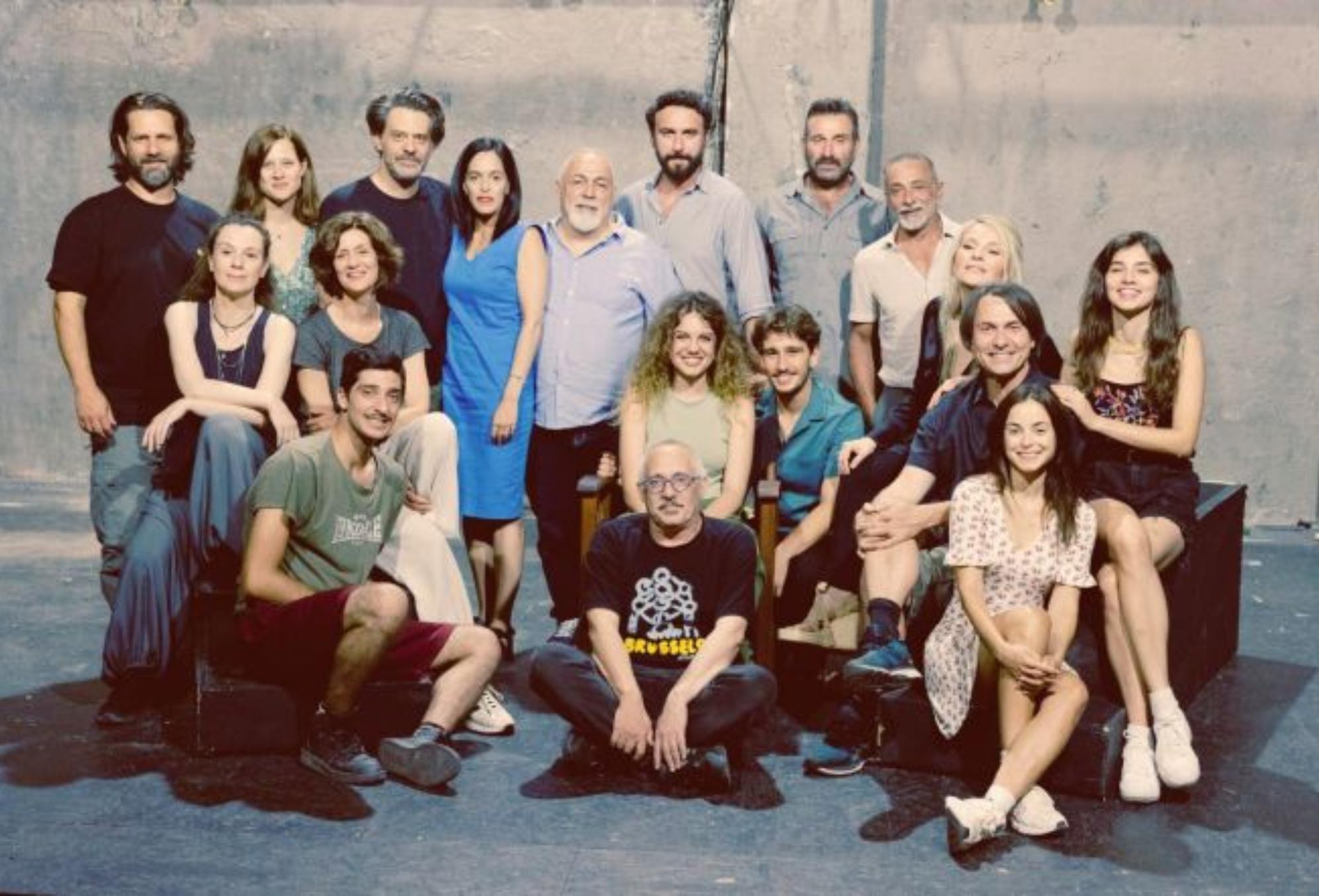 Το Προξενιό της Ιουλίας: Ένα θρίλερ γεμάτο ανατροπές και ένοχα μυστικά