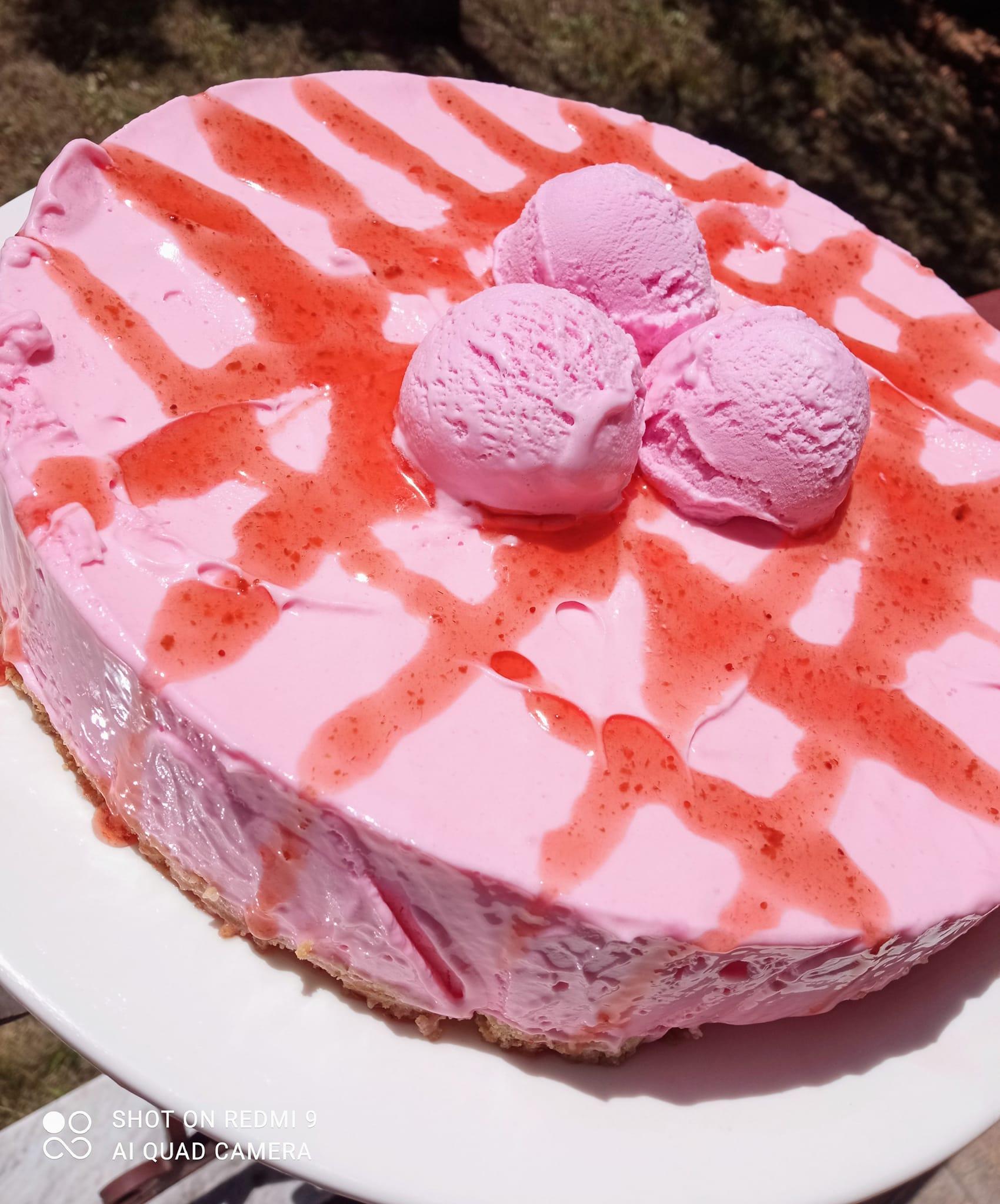 τούρτα-παγωτό-φράουλα-συνταγή-