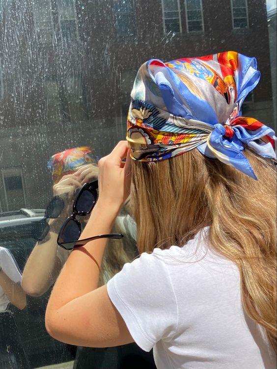 ιδέες-για-χτενίσματα-στις-διακοπές-Αύγουστος 2023-