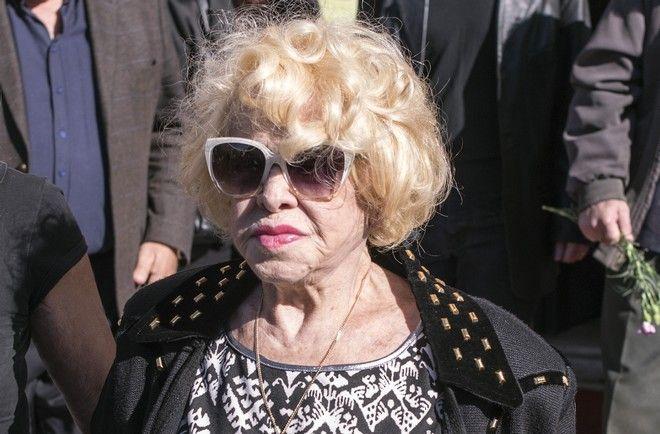 Επιμέλεια της Καίτης Γκρέυ: Μεγάλος χαμός μέσα στο δικαστήριο