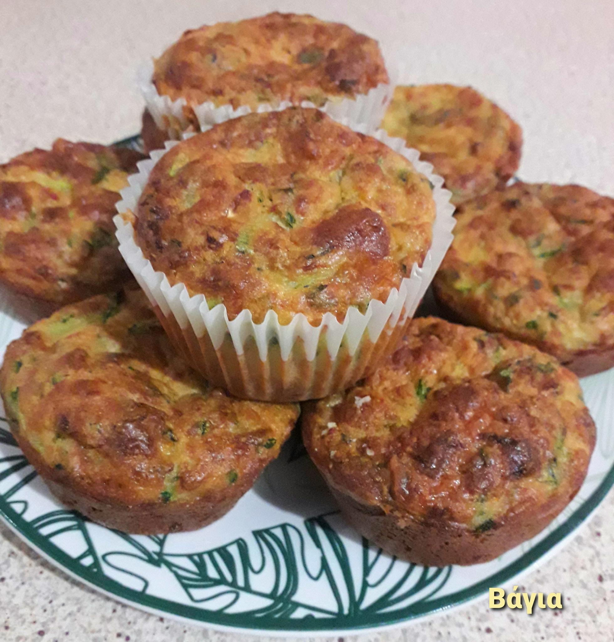 αλμυρά-κεκάκια-με-κολοκυθάκια-muffins-συνταγή- αλμυρά-κεκάκια-με-κολοκυθάκια-muffins-συνταγή-