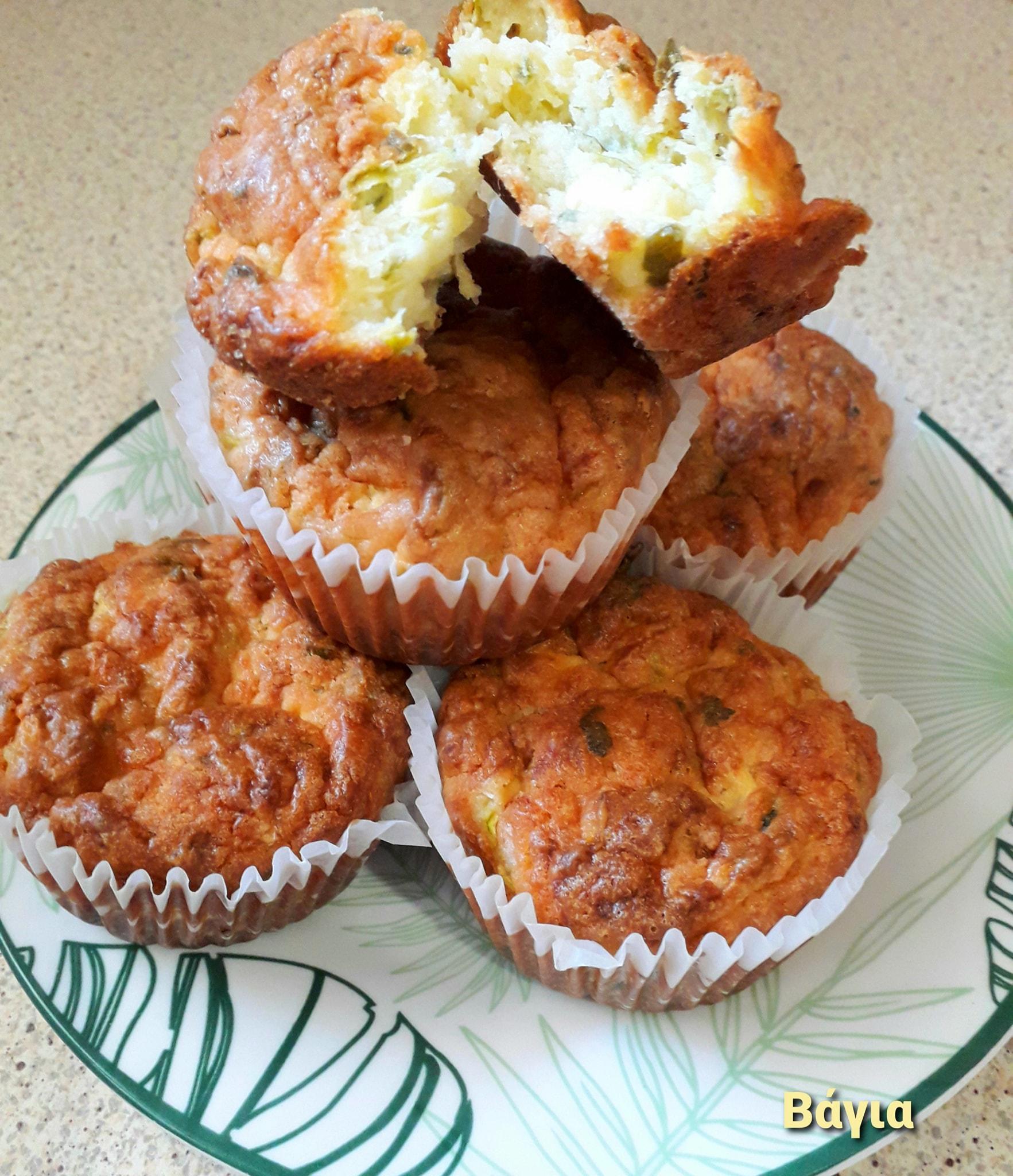 αλμυρά-κεκάκια-με-κολοκυθάκια-muffins-συνταγή- αλμυρά-κεκάκια-με-κολοκυθάκια-muffins-συνταγή-