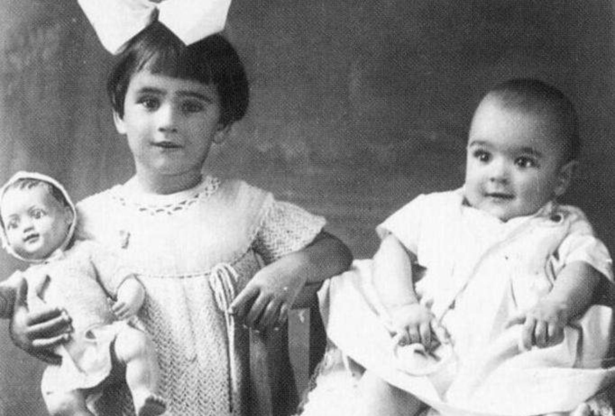 Αλίκη Βουγιουκλάκη: Το περιστατικό στην βάφτιση της που την ανέστησε