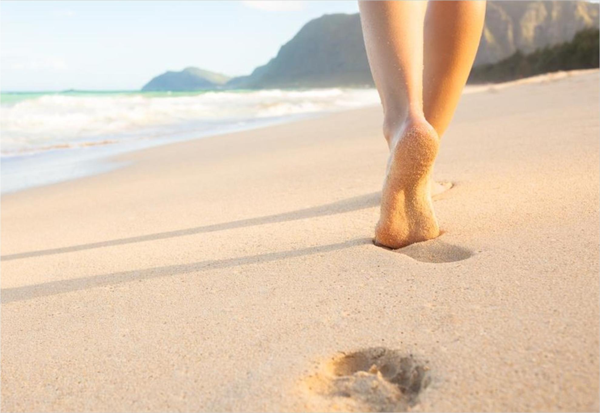 Μύκητες στα πόδια από την άμμο και τις σαγιονάρες το καλοκαίρι: Τα συμπτώματα και πως να τους αντιμετωπίσεις