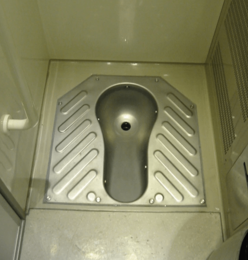 κανόνες-στη-τουαλέτα-σε-όλο-τον-κόσμο- κανόνες-στη-τουαλέτα-σε-όλο-τον-κόσμο-