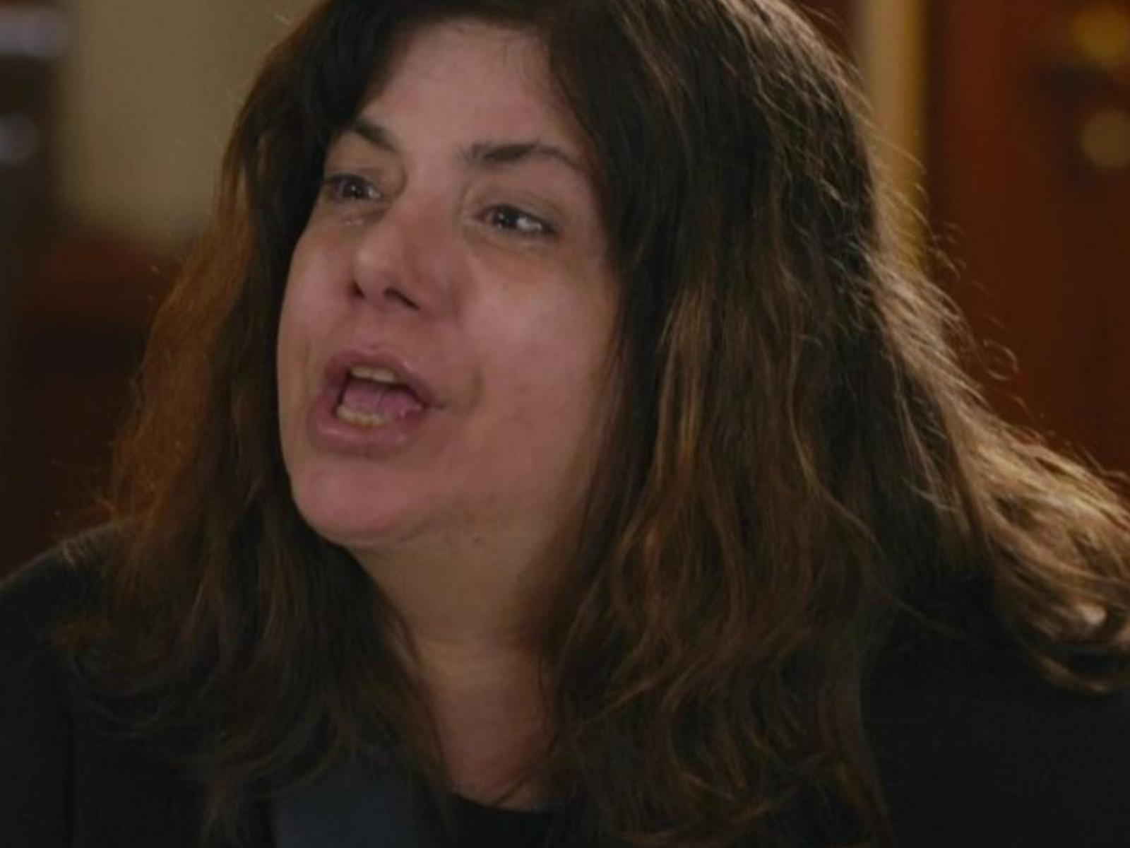 Η Γη της Ελιάς: Η Ασπασία σπαράζει στην αγκαλιά του