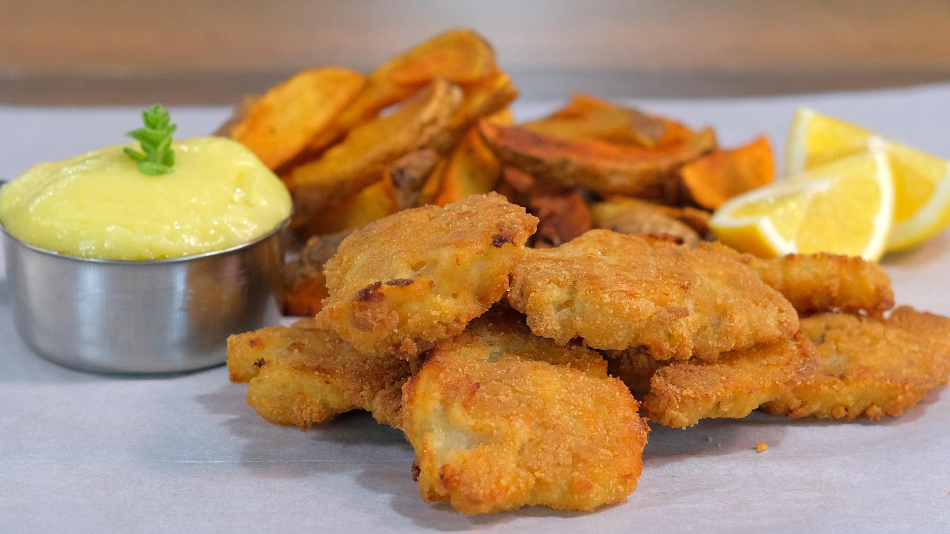 Μεταμόρφωση του Σωτήρος-μπακαλιάρος-στον φούρνο-σαν-τηγανιτός-με-σκορδαλιά-συνταγή-