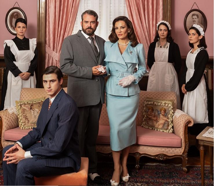 Ψυχοκόρες: Οι τέσσερις αδερφές κυνηγούν τα όνειρα τους και πέφτουν σε τοίχο